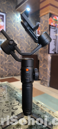 Zhiyun smooth 5s ai combo